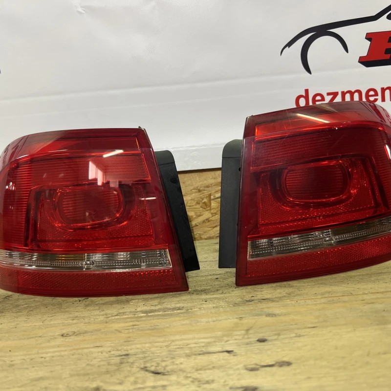 Stop dreapta caroserie / Volkswagen Passat B7 2012 / Caroserie, oglinzi si faruri