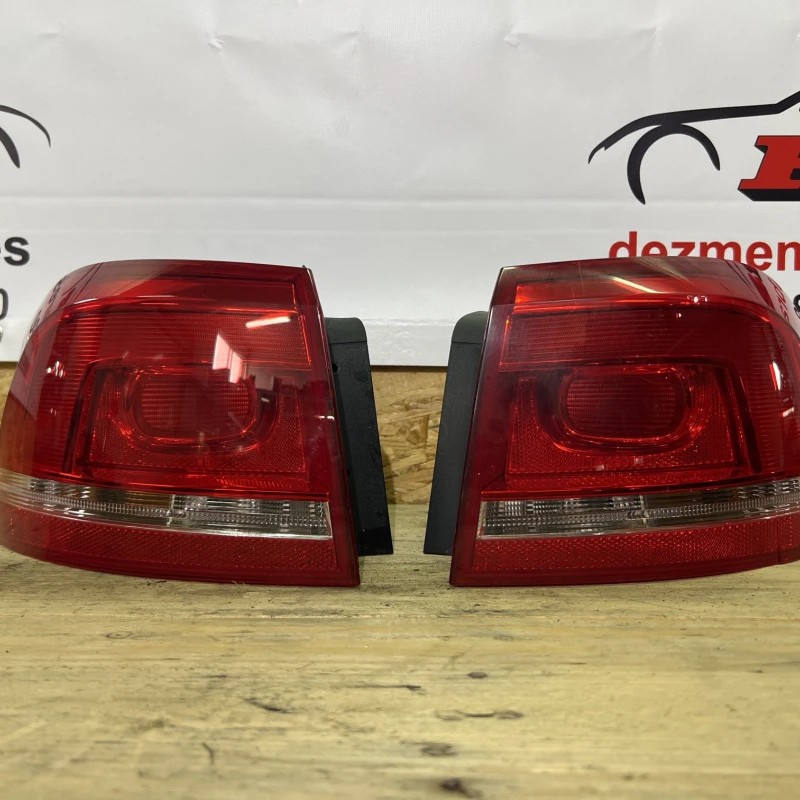 Stop stanga caroserie / Volkswagen Passat B7 2012 / Caroserie, oglinzi si faruri