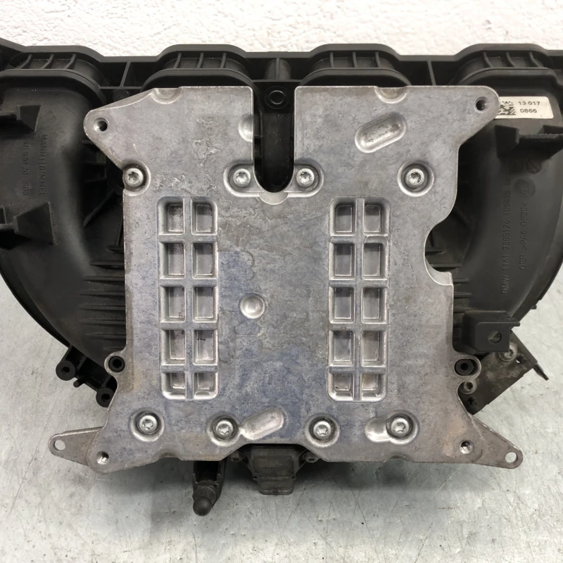 Galerie de admisie / BMW X3 F25 2013 / Motor, racire si evacuare