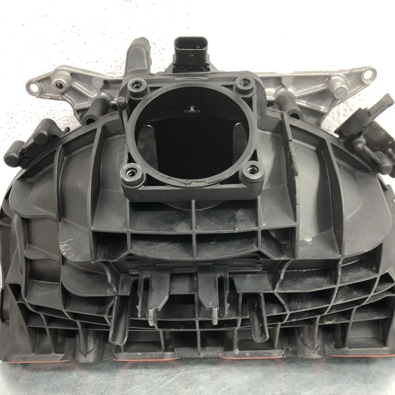 Galerie de admisie / BMW X3 F25 2013 / Motor, racire si evacuare