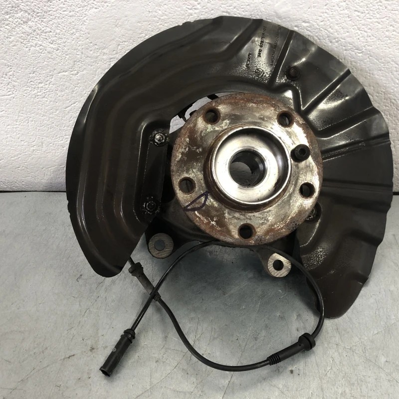 Fuzeta dreapta fata / BMW X3 F25 2013 / Directie si suspensie