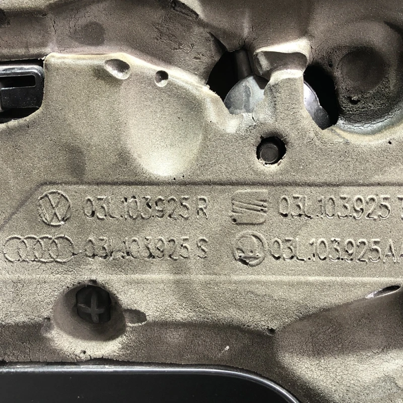 Capac motor / Volkswagen Passat B7 2013 / Motor, racire si evacuare