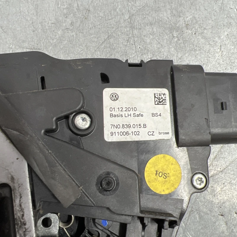 Iala broasca usa stanga spate / Volkswagen Sharan 7N 2011 / Caroserie, oglinzi si faruri
