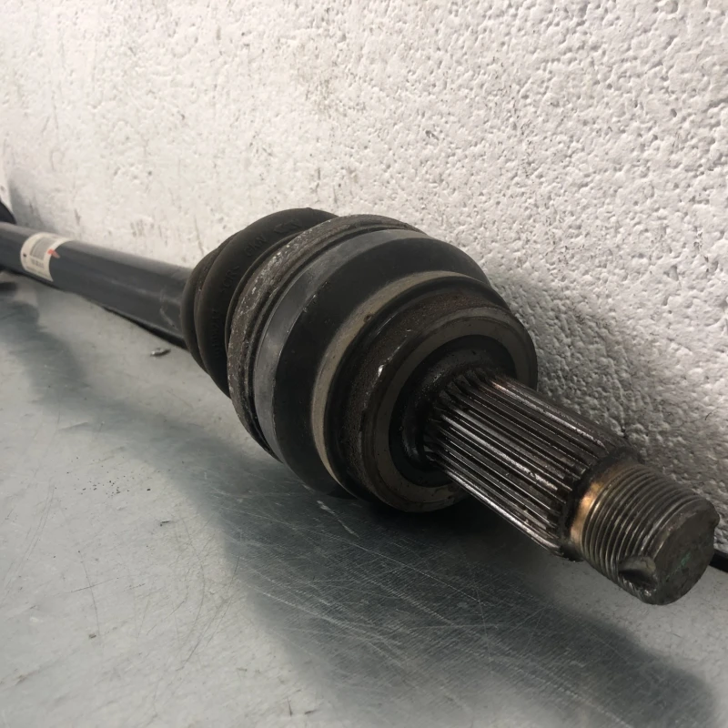 Planetara dreapta spate / BMW X3 F25 2013 / Cutie viteze, ambreiaj, transmisie