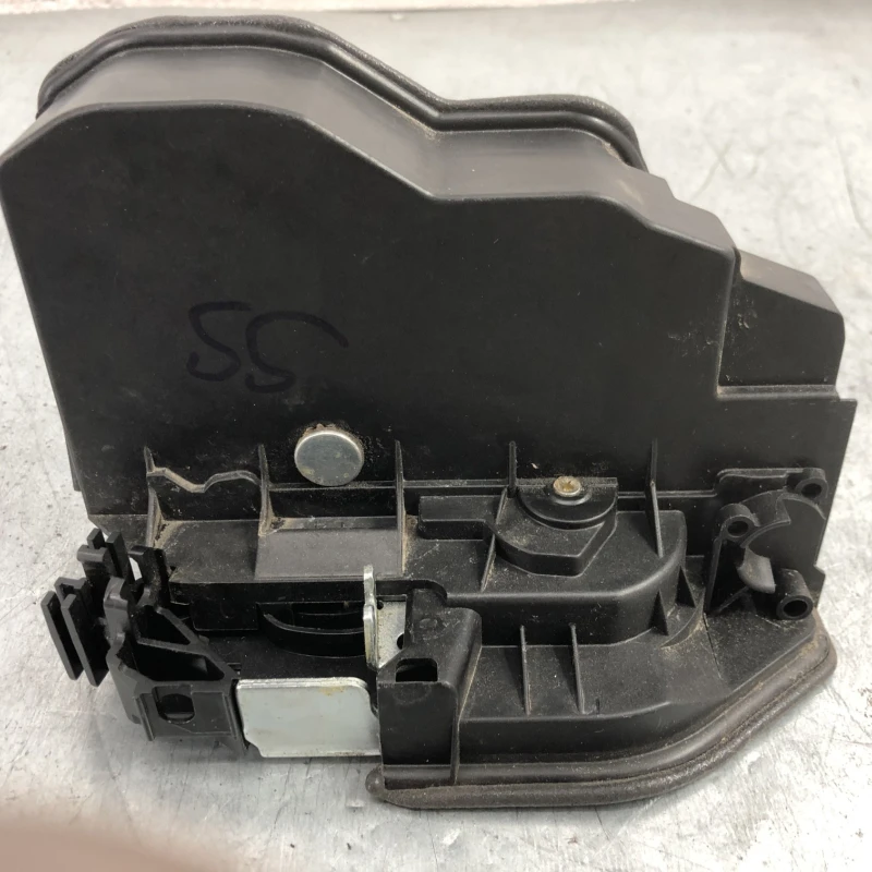 Iala broasca usa stanga spate / BMW X3 F25 2013 / Caroserie, oglinzi si faruri