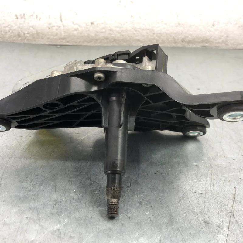 Motoras stergator haion / BMW X3 F25 2013 / Caroserie, oglinzi si faruri