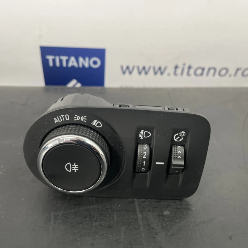 Bloc lumini / Opel Astra K 2019 / Interior
