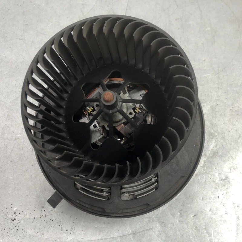 Ventilator aeroterma bord / BMW X3 F25 2013 / Climatizare
