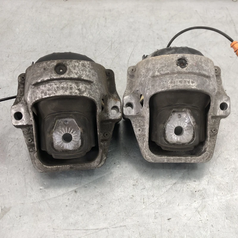 Tampon motor / Audi A4 B8 2010 / Motor, racire si evacuare