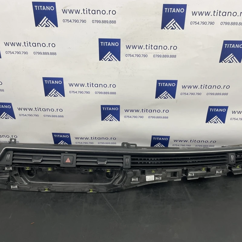 Grila ventilatie bord / Audi A5 F5 2018 / Interior