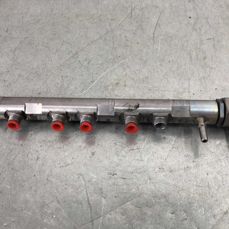 Rampa injectoare cu senzor / BMW Seria 5 F10 2011 / Motor, racire si evacuare