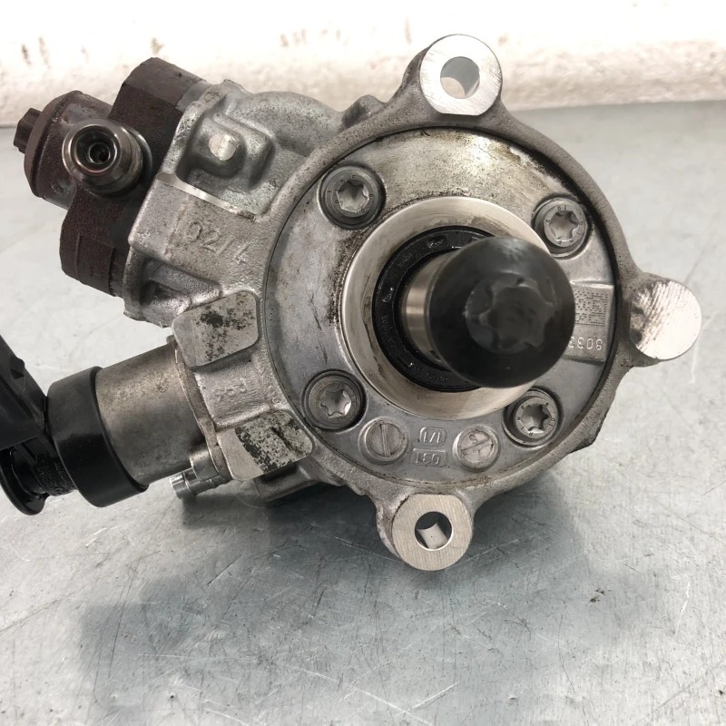 Pompa de injectie inalte / BMW Seria 5 F10 2011 / Motor, racire si evacuare