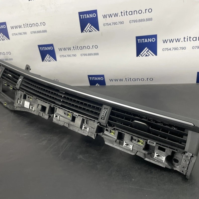 Grila ventilatie bord / Audi A5 F5 2018 / Interior