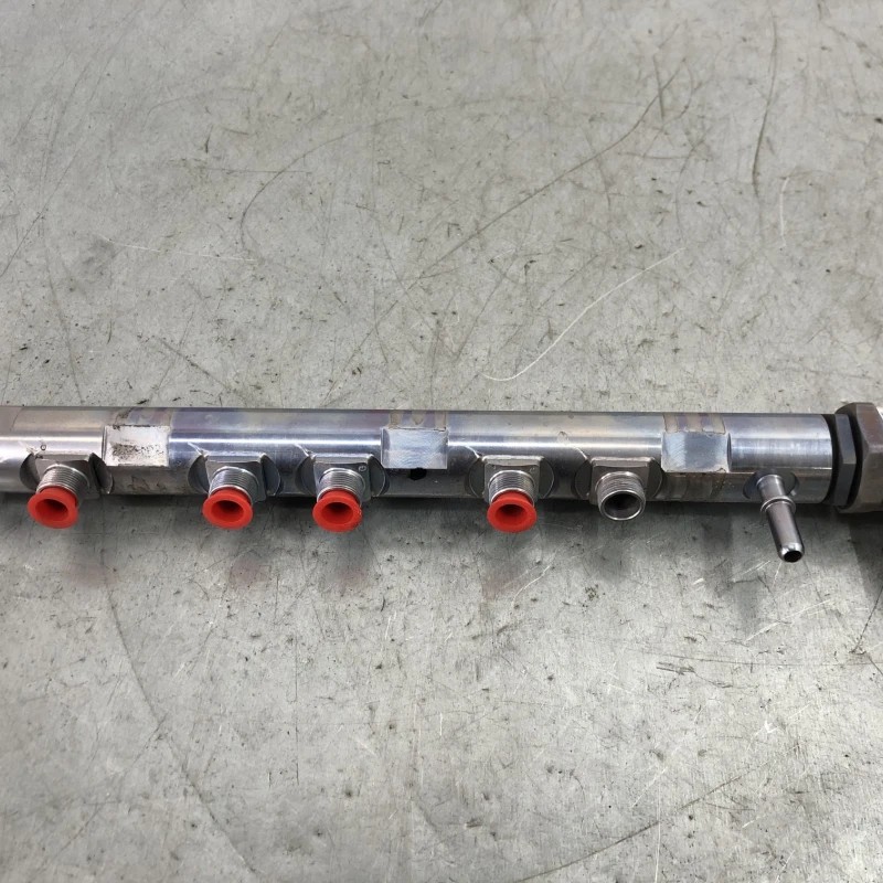 Rampa injectoare cu senzor / BMW Seria 5 F10 2012 / Motor, racire si evacuare