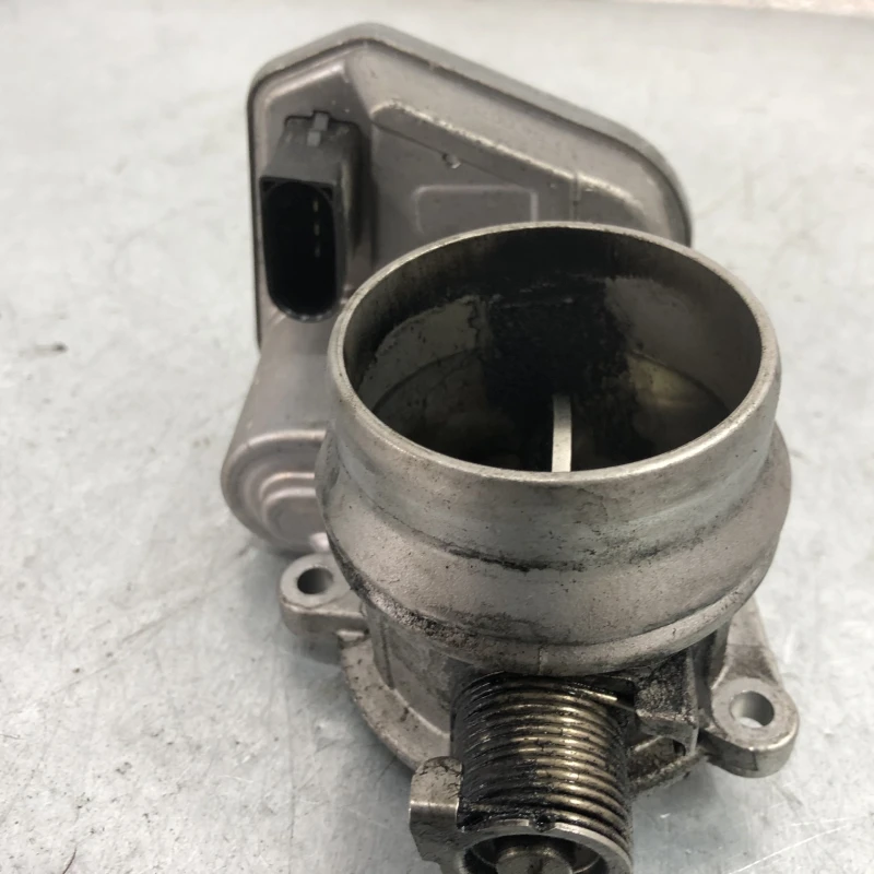 Clapeta de acceleratie / BMW Seria 3 E90 2009 / Motor, racire si evacuare