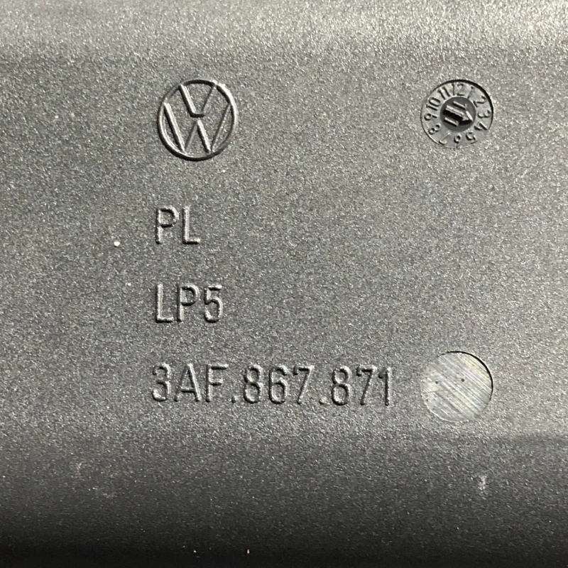 Rulou portbagaj / Volkswagen Passat B7 2013 / Interior
