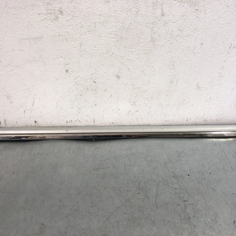 Bandou usa stanga fata Volkswagen 