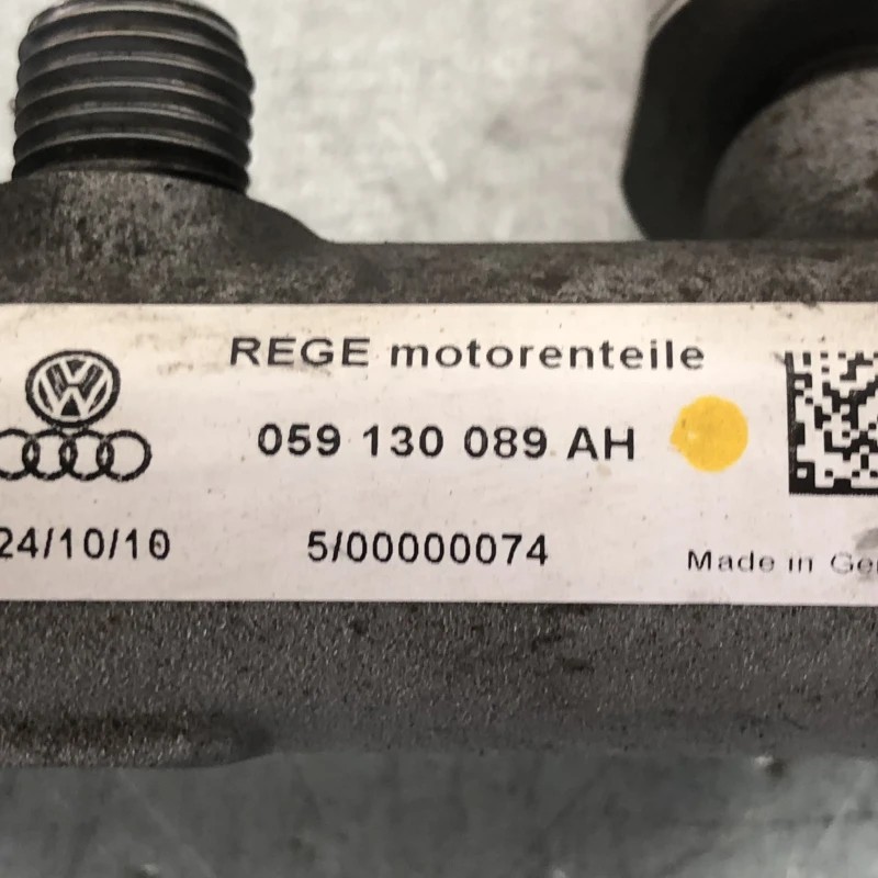 Rampa injectoare cu senzor / Audi A4 B8 2010 / Motor, racire si evacuare