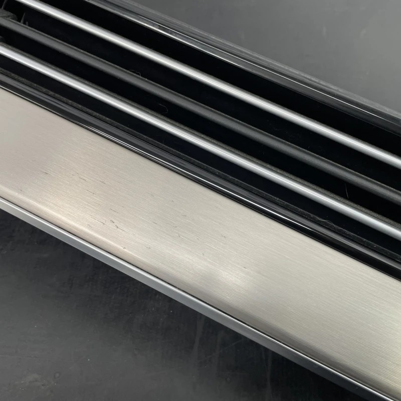 Ornament trim bord / Volkswagen Passat B8 2016 / Interior