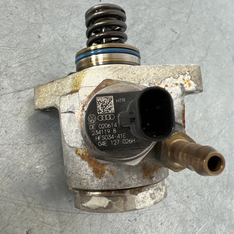 Pompa de injectie inalte / Volkswagen Polo 6R 2014 / Motor, racire si evacuare