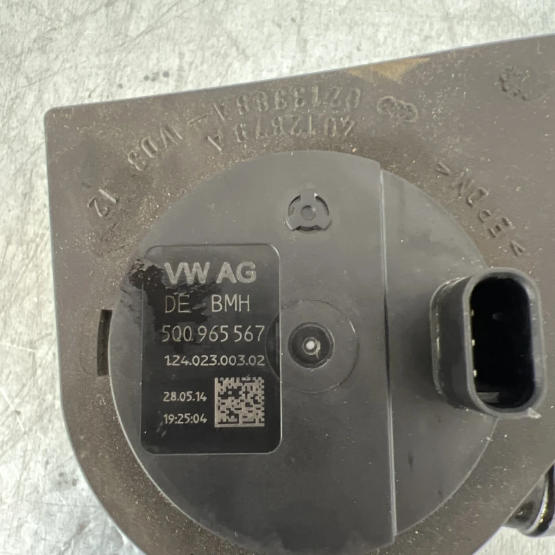 Pompa auxiliara recirculare apa / Volkswagen Polo 6R 2014 / Motor, racire si evacuare