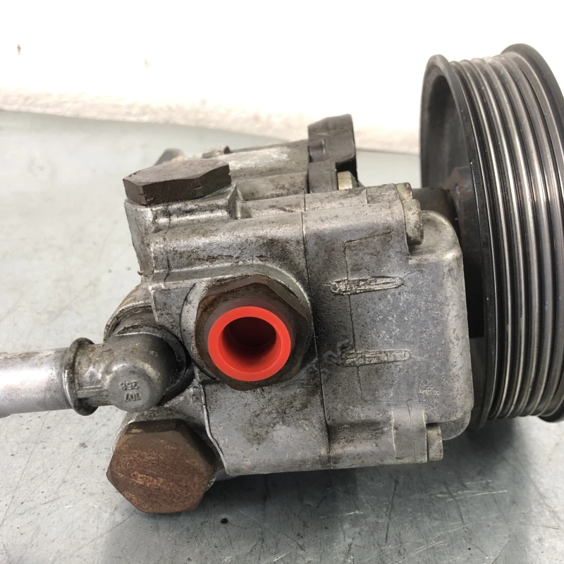 Pompa servo / BMW Seria 5 E60 2009 / Directie si suspensie