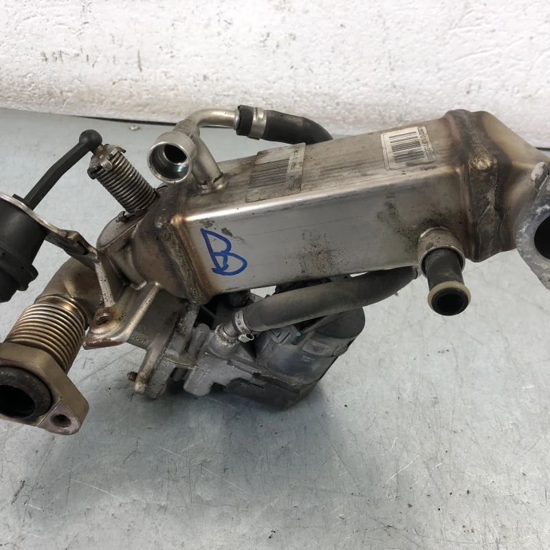 Racitor gaze egr / BMW Seria 1 E87 2010 / Motor, racire si evacuare