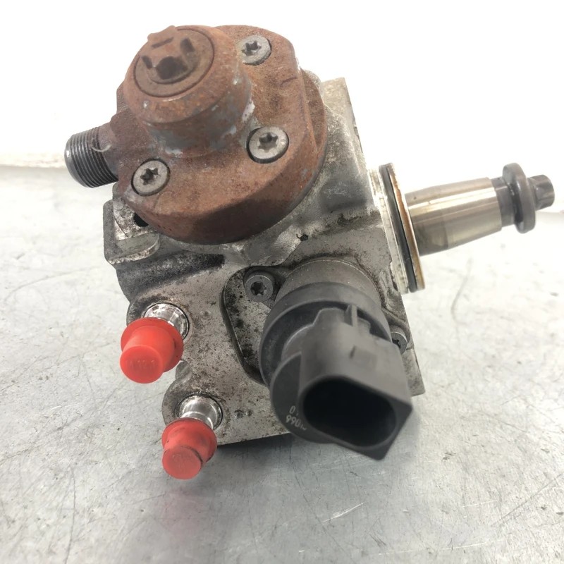 Pompa de injectie inalte / BMW Seria 3 E90 LCI 2009 / Motor, racire si evacuare