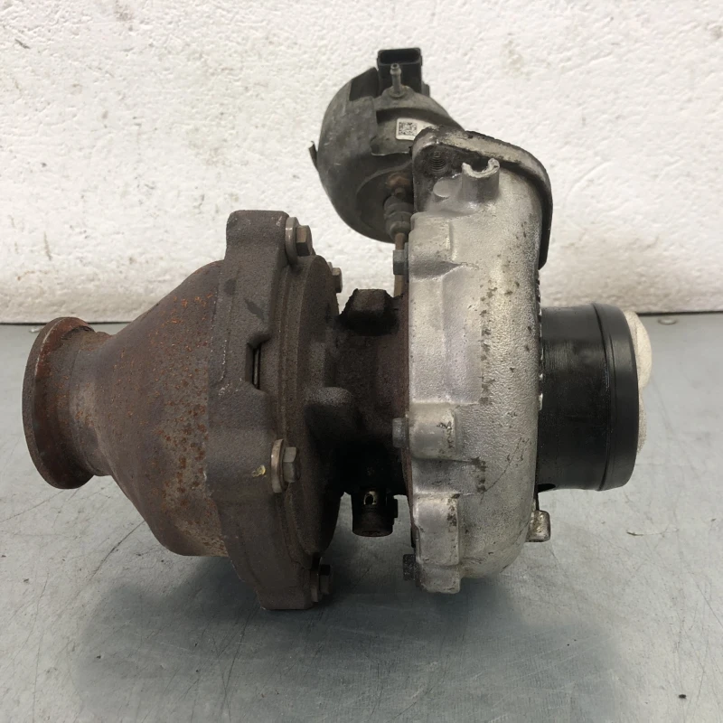 Turbosuflanta turbo turbina / Opel Insignia A 2010 / Motor, racire si evacuare