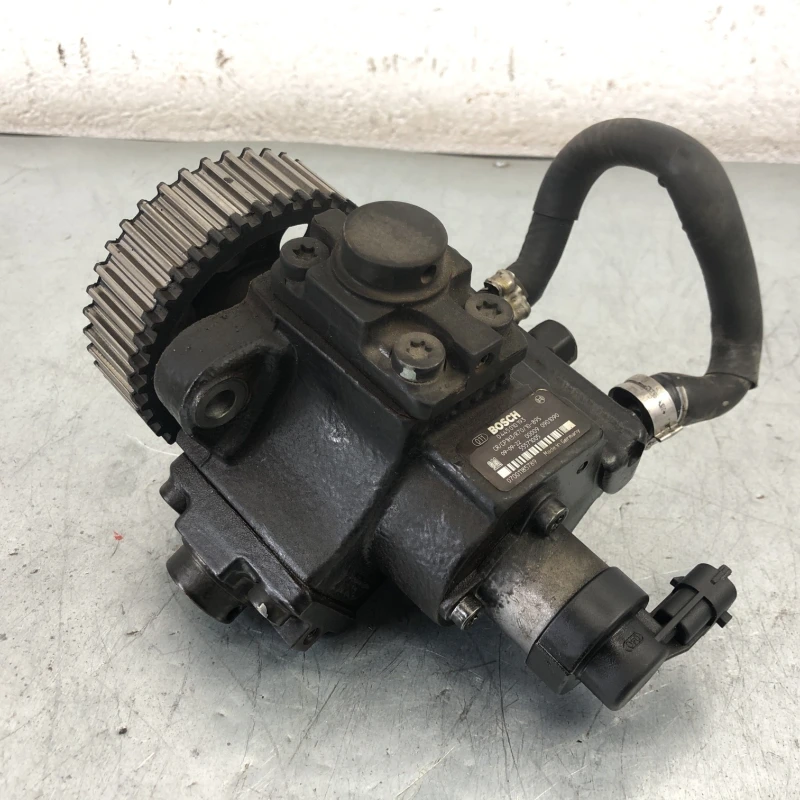 Pompa de injectie inalte / Opel Insignia A 2010 / Motor, racire si evacuare