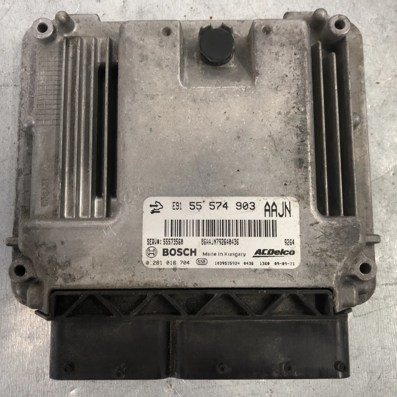 Calculator motor ecu Opel 