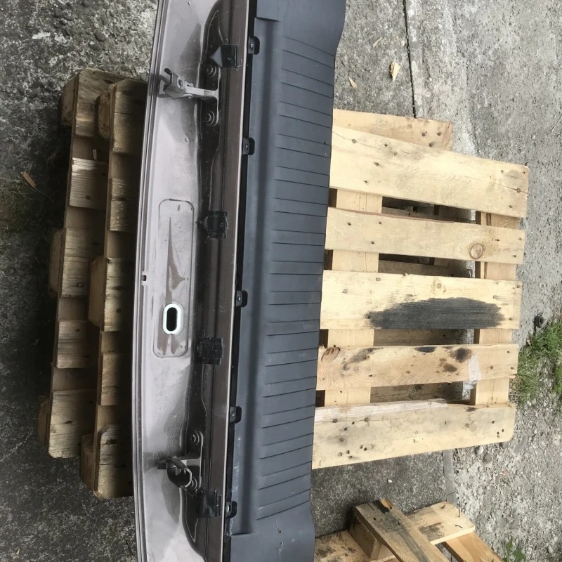 Haion inferior / BMW X5 E70 LCI 2012 / Caroserie, oglinzi si faruri