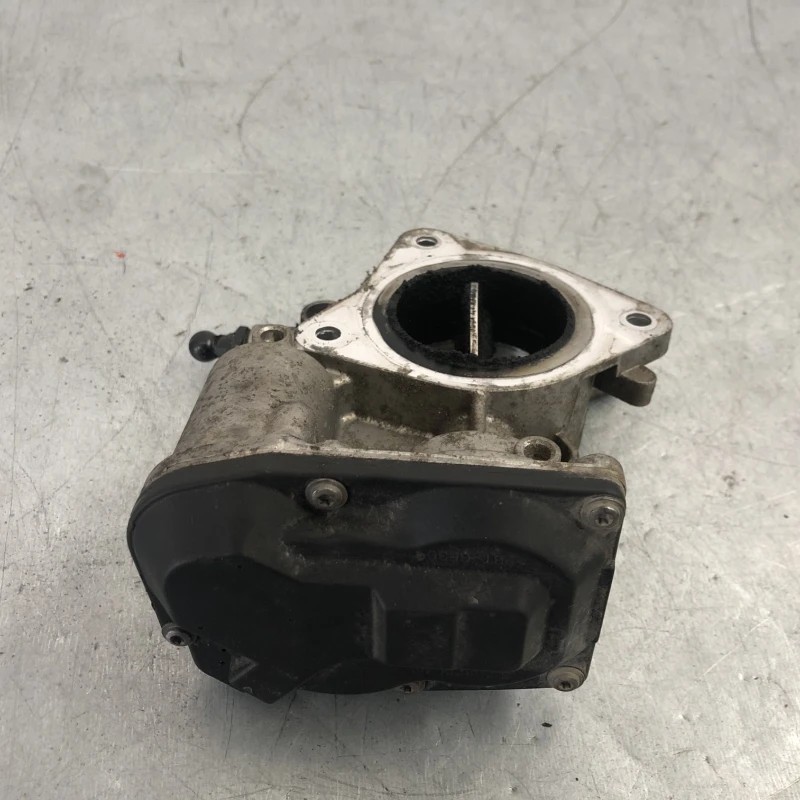 Clapeta de acceleratie / Opel Insignia A 2010 / Motor, racire si evacuare