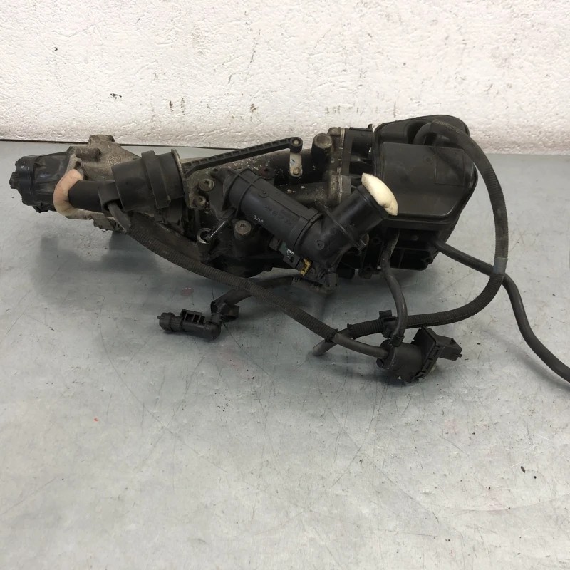 Racitor gaze egr / Opel Insignia A 2010 / Motor, racire si evacuare