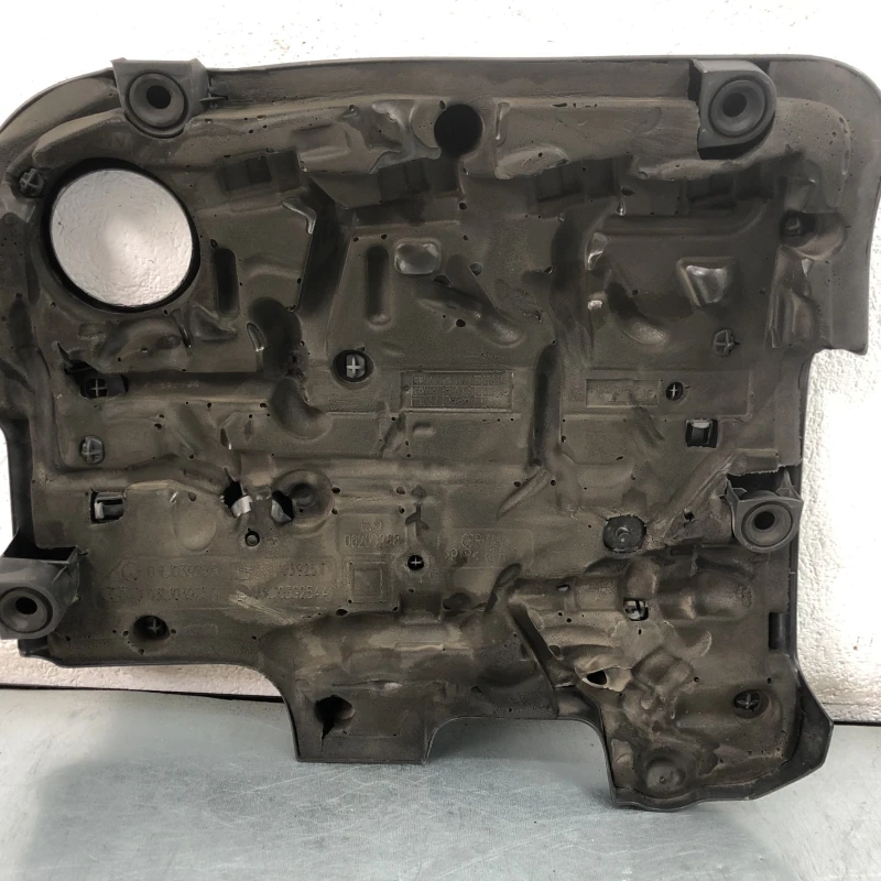 Capac motor / Volkswagen Passat CC 2013 / Motor, racire si evacuare