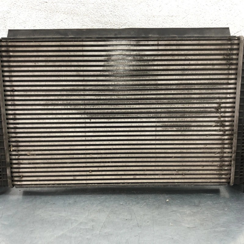 Radiator intercooler / Volkswagen Passat CC 2013 / Motor, racire si evacuare