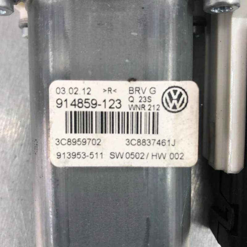 Motoras geam dreapta fata / Volkswagen Passat CC 2013 / Audio si electronice