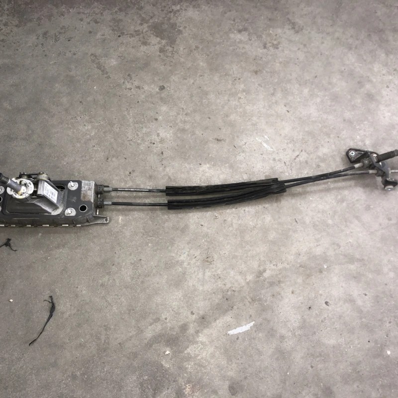 Timonerie cutie de viteze manuala Volkswagen Passat CC 2013