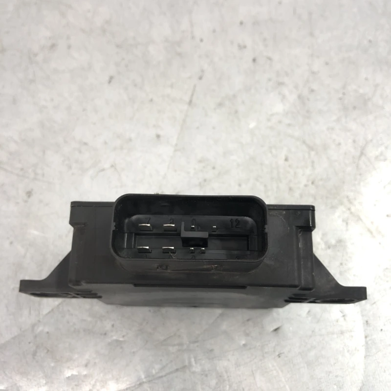 Modul start stop / Volkswagen Passat CC 2013 / Audio si electronice