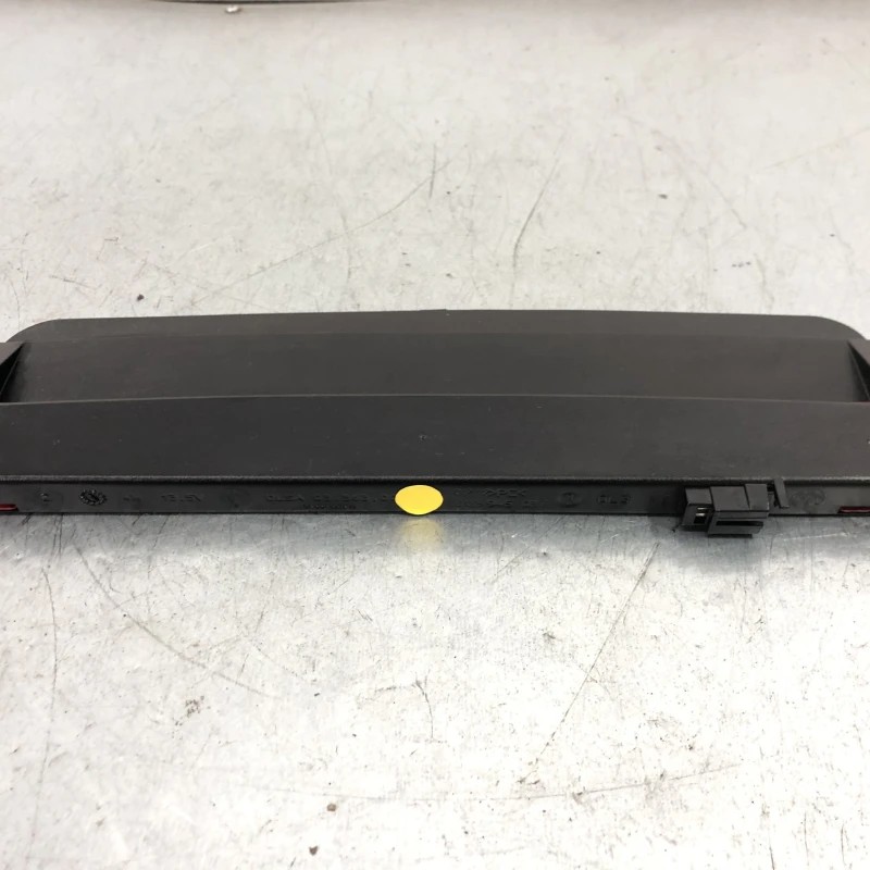 Stop suplimentar / Volkswagen Passat CC 2013 / Caroserie, oglinzi si faruri
