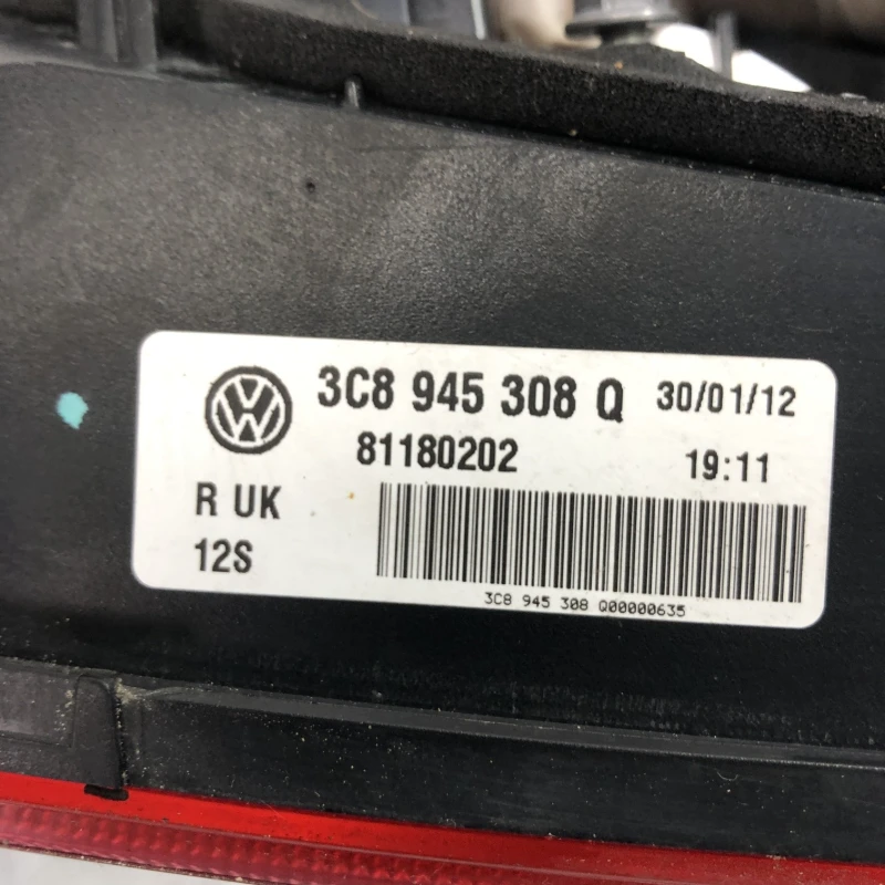 Stop dreapta haion / Volkswagen Passat CC 2013 / Caroserie, oglinzi si faruri