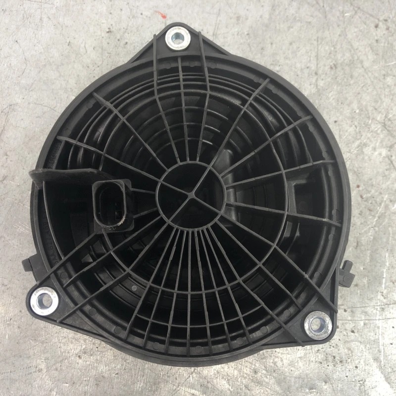 Maner buton deschidere haion / Volkswagen Passat CC 2013 / Caroserie, oglinzi si faruri