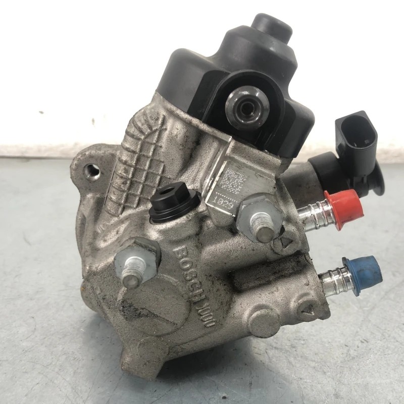 Pompa de injectie inalte / Volkswagen Passat CC 2013 / Motor, racire si evacuare