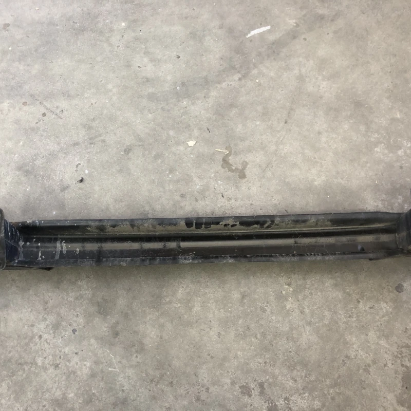 Armatura intaritura bara spate / Volkswagen Passat CC 2013 / Caroserie, oglinzi si faruri