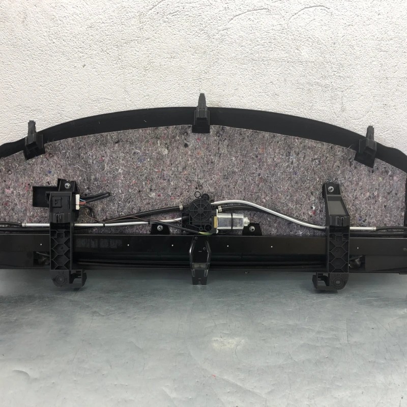 Parasolar electric luneta / Volkswagen Passat CC 2013 / Interior