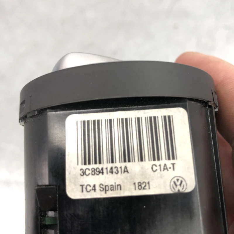 Bloc lumini / Volkswagen Passat B7 2012 / Audio si electronice