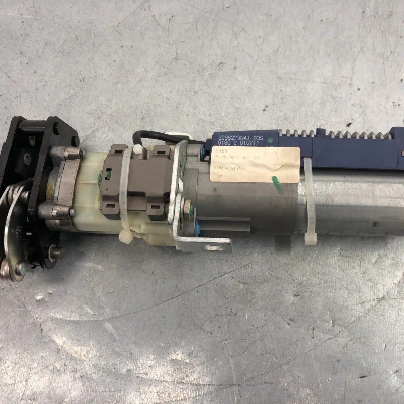 Motoras haion electric dreapta / Volkswagen Passat B7 2012 / Audio si electronice