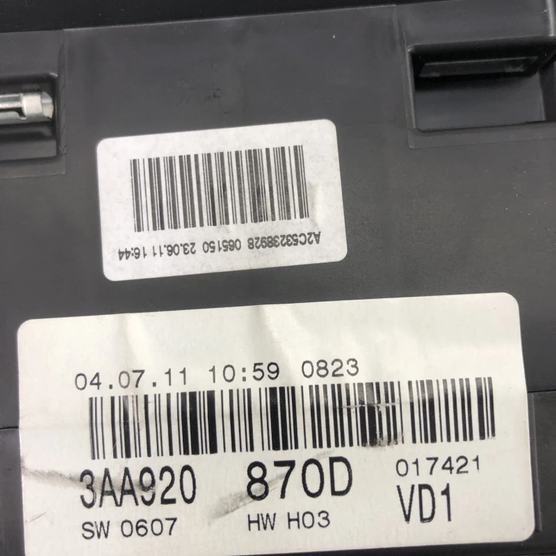 Ceas bord / Volkswagen Passat B7 2012 / Audio si electronice