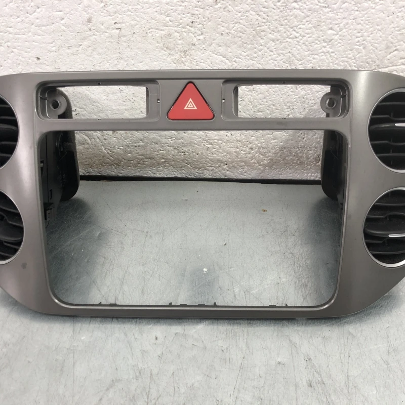 Grila aer bord Volkswagen 