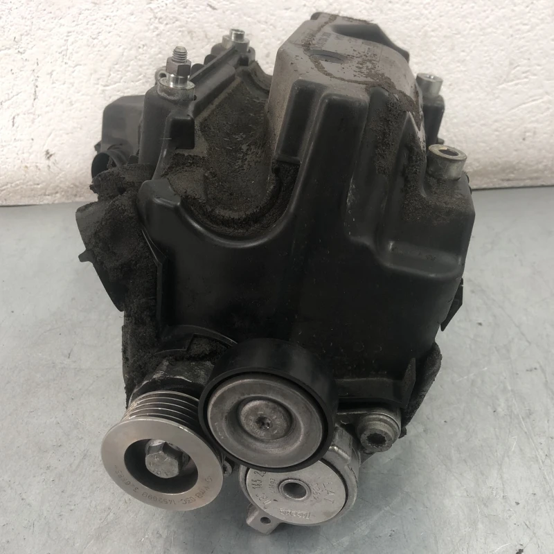 Compresor mecanic supraalimentare / Volkswagen Tiguan 5N 2010 / Motor, racire si evacuare
